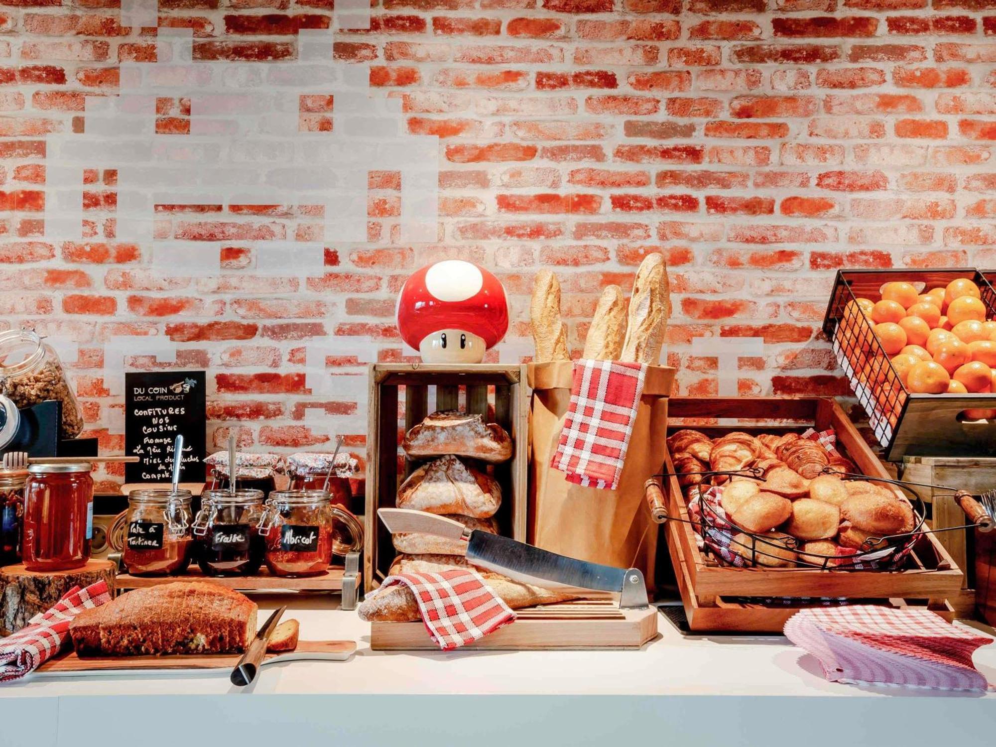 Hotel Ibis Styles Lyon Eurexpo 3*